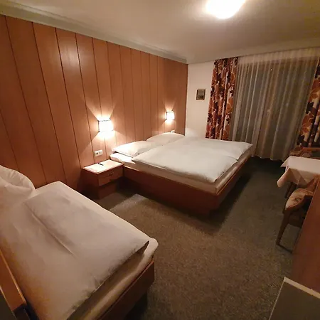 Haus Monika Und Haus Claudia Guest house
