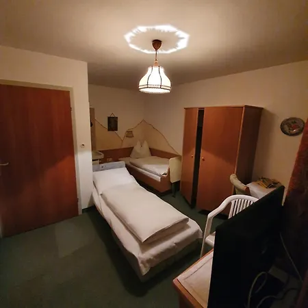 招待所 Haus Monika Und Haus Claudia 2*