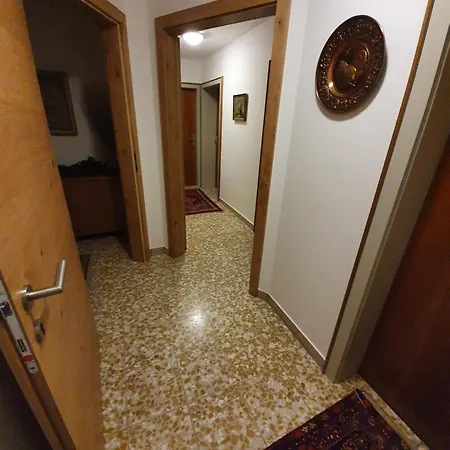 Haus Monika Und Haus Claudia 迈尔霍芬