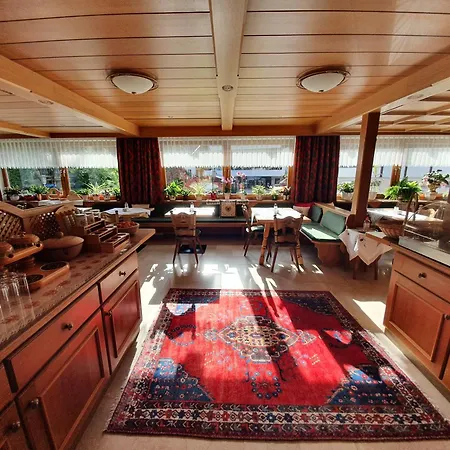 Haus Monika Und Haus Claudia Pensjonat