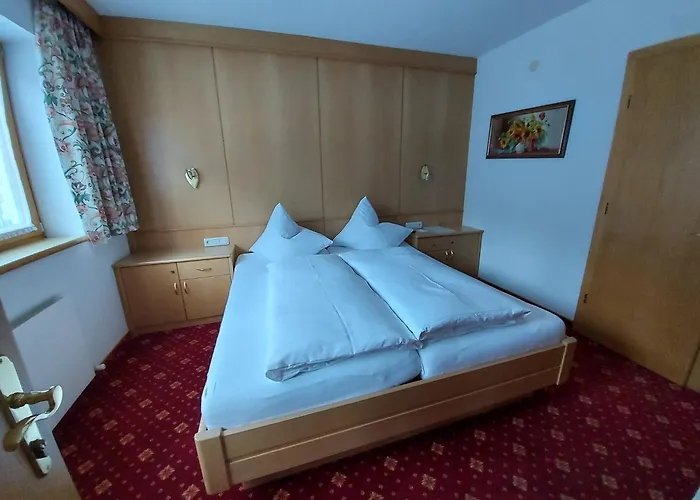 Haus Monika Und Haus Claudia Gasthuis 2*