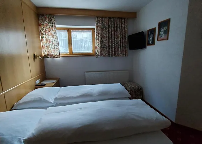 Haus Monika Und Haus Claudia Mayrhofen