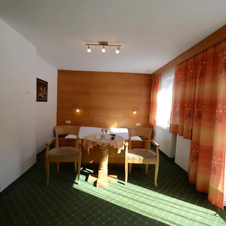 Гостевой дом Haus Monika Und Haus Claudia 2*